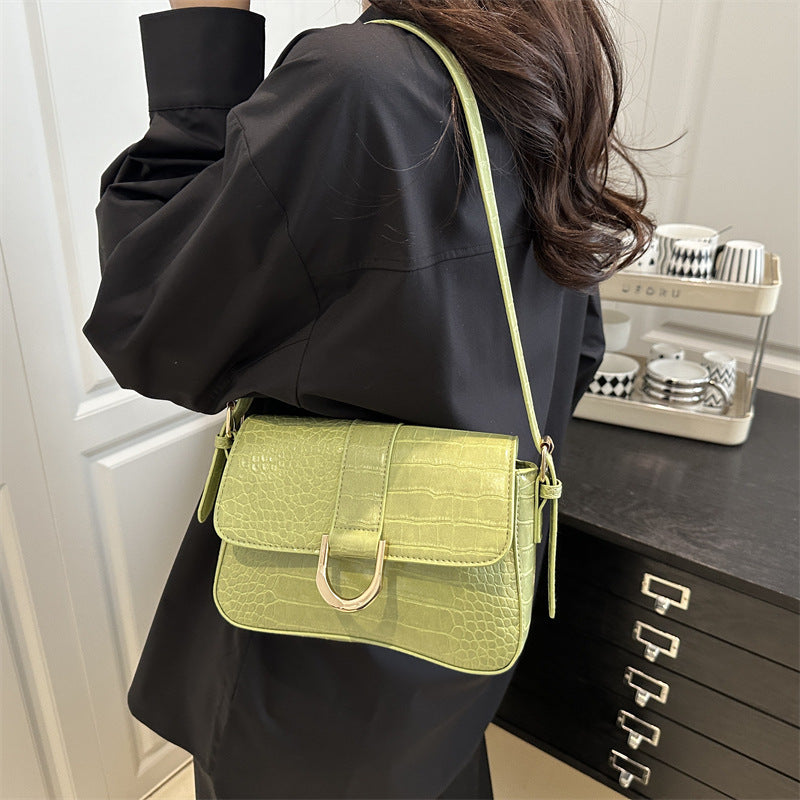 Retro Style Fashionable Women's Shoulder Bag