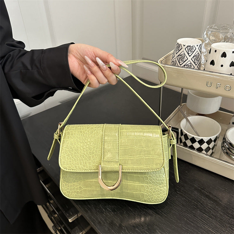 Retro Style Fashionable Women's Shoulder Bag