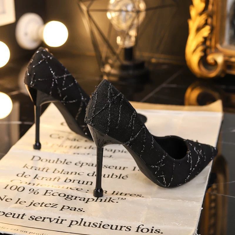 Small Heel Shoes -Fashion Design