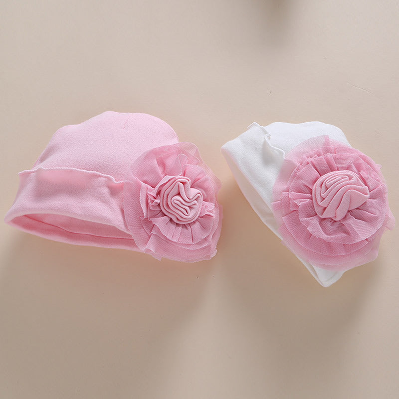 one-year-old baby wears newborn/ baby clothing romper jumpsuit