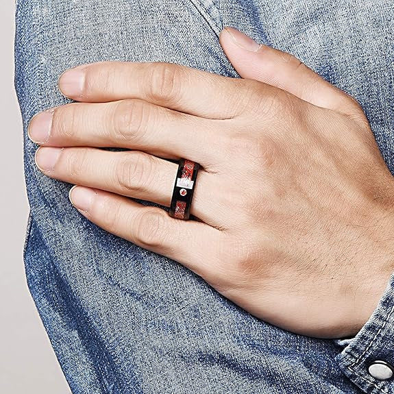 Stainless Steel Ring With Diamond Dragon Pattern