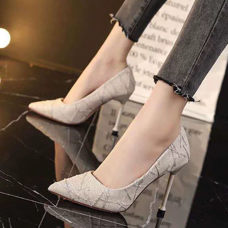 Small Heel Shoes -Fashion Design