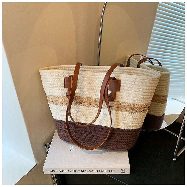 Straw Woven Tote Large Capacity Beach Shoulder Bag